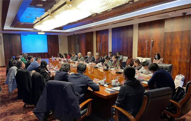 ����ɢ�ġ������Ϣ������ѧ�Ϻ�������̬ʵ��ͼ��