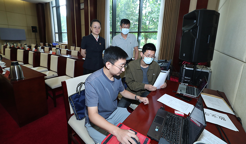 ������Ա�ڼ��ɼ����͹�֤Ա�ļල��ͳ��ѡƱ