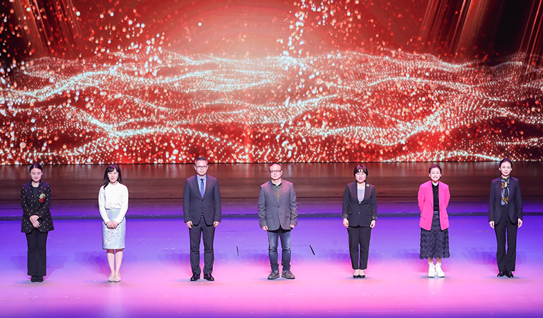 ������������������ΰ�������衢��Խ������櫡���Ƽ�������α༭����̨