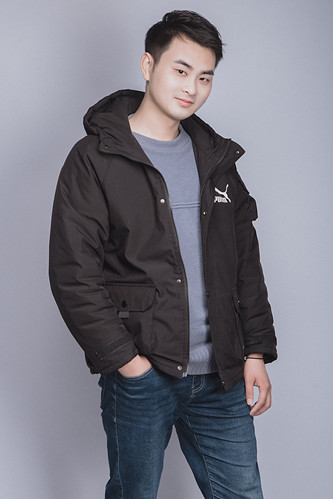 作者简介: 大树,男,本名孙胜,90后青年诗人,现居涟水。作品散见《诗刊》《星星》《扬子江》《长江文艺》等刊物。曾获得杨牧诗歌奖·青少年诗人奖、扬子江年度青年诗人奖、江苏十佳青年诗人奖等。