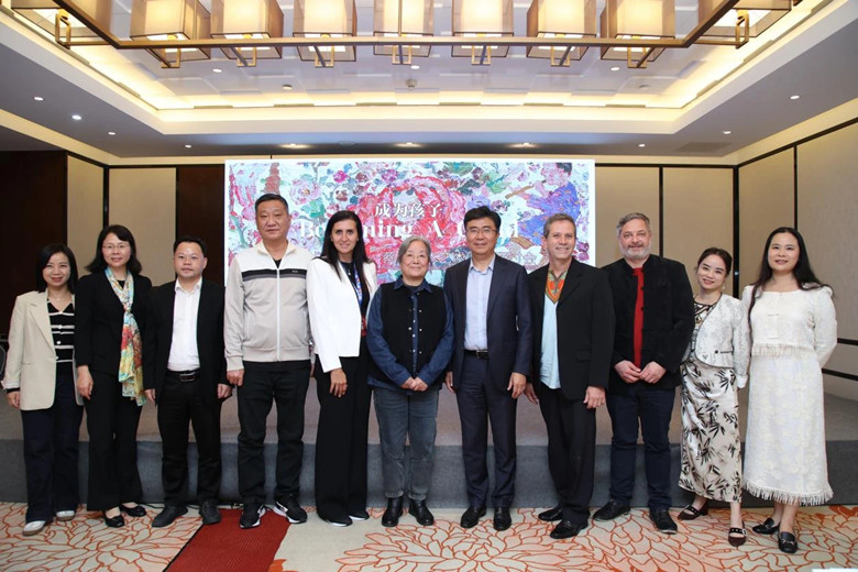 �α���Ӱ����̸ޣ����У�