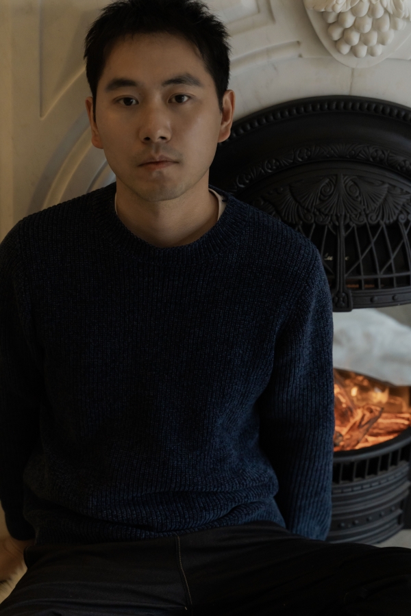 吴忠全,作家、编剧,已出版《桥声》《春日站牌》《寒夜无声》等,编剧作品《我,喜欢你》《在一起》《时空来电》等