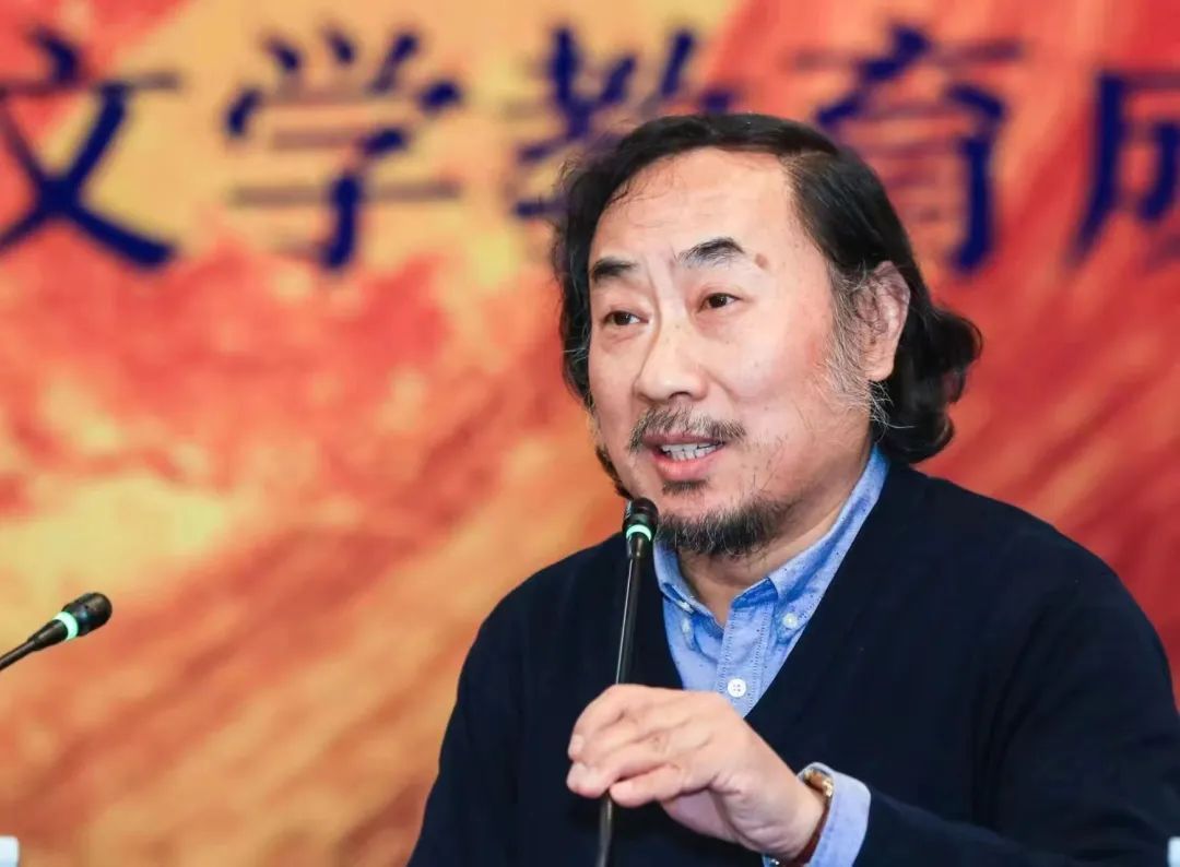 1963�����������ʦ����ѧ���ڡ���ʿ����ʦ������ʦ����ѧ����д������ִ�����Σ������й�������ѧ�о���᳤����˲�Ʊʫ��ίԱ�ḱ���Ρ����ڴ����й�������ѧ�о������������С��й������ȷ���ѧ˼���ۡ�����������ʮ����