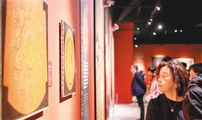 �����ڹۿ�������ʱ�ڹ���ļҾ�����ͼ��  ��������ͼƬ�����췽�ṩ