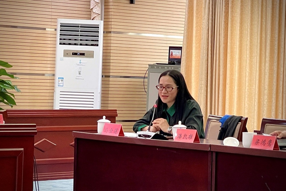 ���װ������ǡ�����������