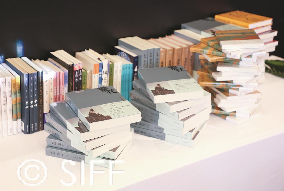 �����������ҵİ���̩������ѧԭ��Ϊͬ��Ӱ�Ӿ�ı�ע��Դͷ��ˮ�������췽��ͼ��