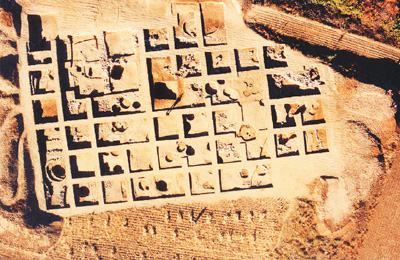 牛河梁遗址第十六地点全景