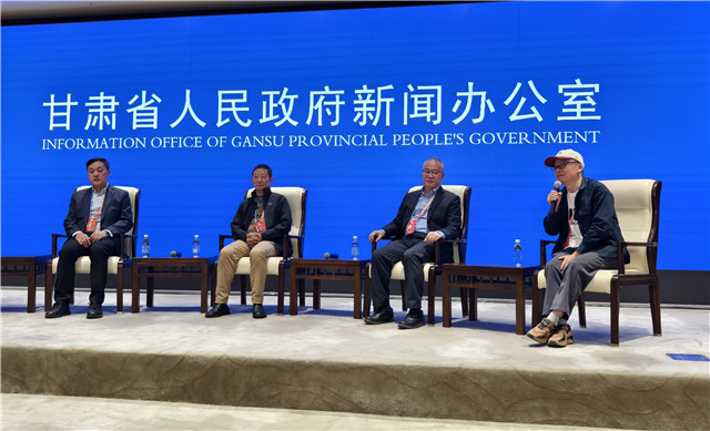 ��ɽ��ѧ���������ڣ��й�������ѧ���ۼ�л��˳���㽭���ճ����糣���糤������Ҳ�Ԫ�£���ʦ����ڣ�ʫ��ŷ�����ӣ�³Ѹ��ѧ������ߡ�������������ϯ����Э��ϯҶ�ۻش�������ʣ���Ӱ �������ż��� ��������