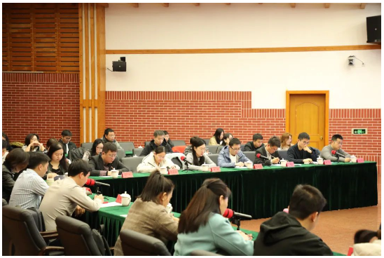 �����ֳ�