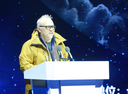 ������˹�ơ��ֶ�������