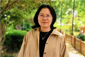 С˵������Ʒ����Ͳ�����ߣ�½÷         �񽱸��Ի���д����Ͳ�����ľ����е����εĸо������ƺ���ȫ�������������������Ǹ������������һ��ִ�����躢�ӵ��۾���������������������С���������Ϊ���������ǽ������