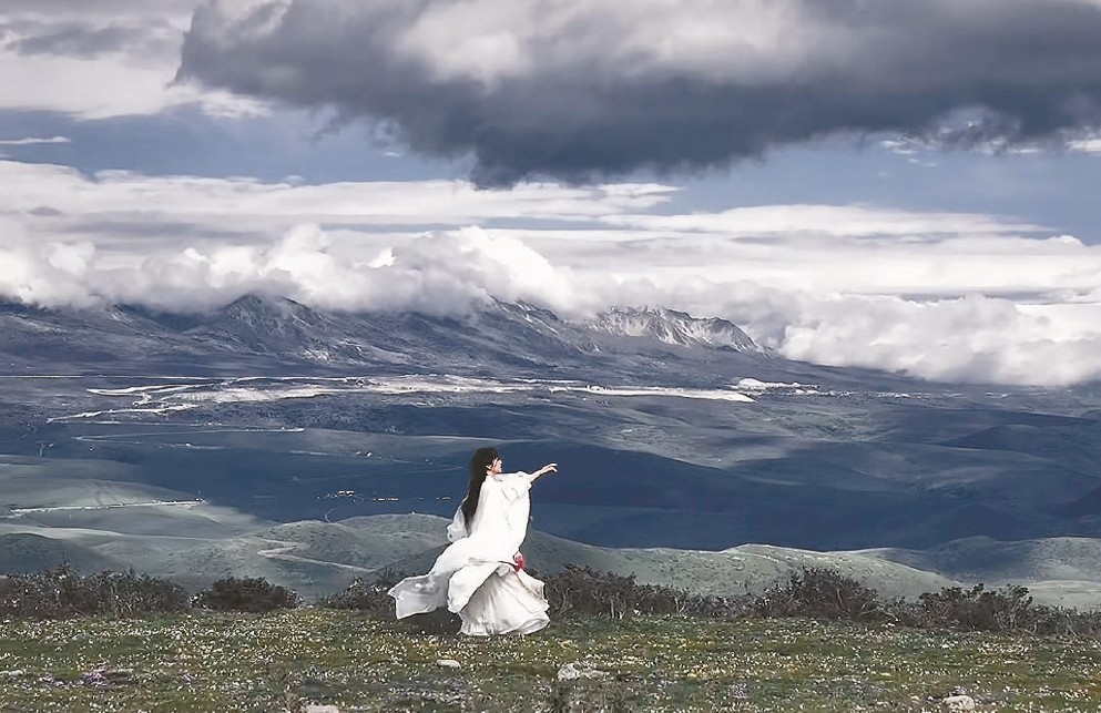 ��������Ǫ������Ƶһ������ʽ����Ϊ�������������ź������뱳�����ɻ��ڵ����塣